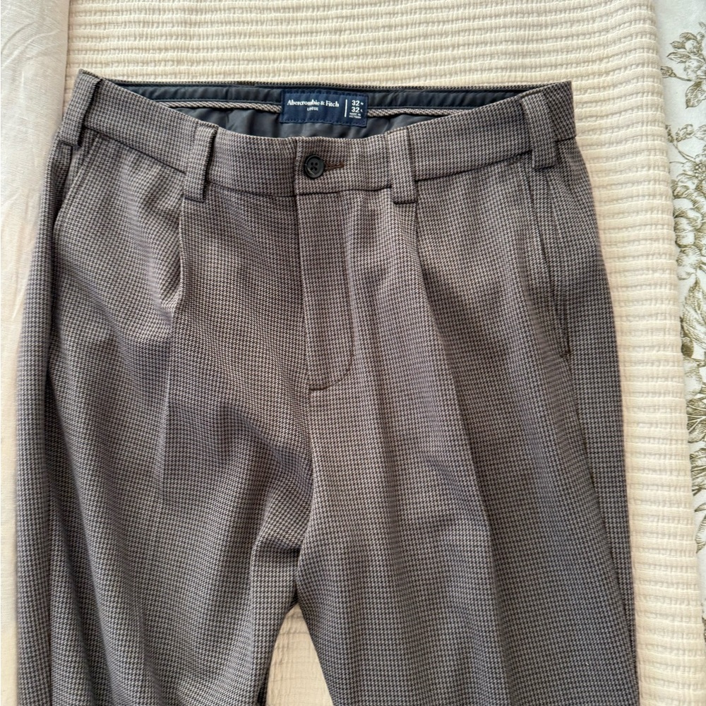 Abercrombie & Fitch Gray Dress Pants Classic Tailored Fit